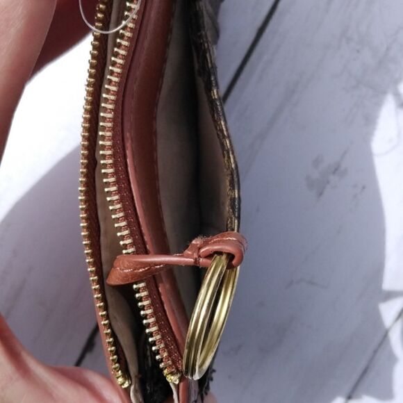 Womens Key Chain Wristlet - Picture 6 of 7